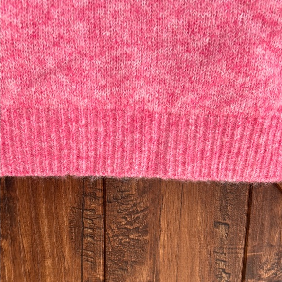 Pink Heart Pattern Hoodie Sweater - Picture 5 of 12